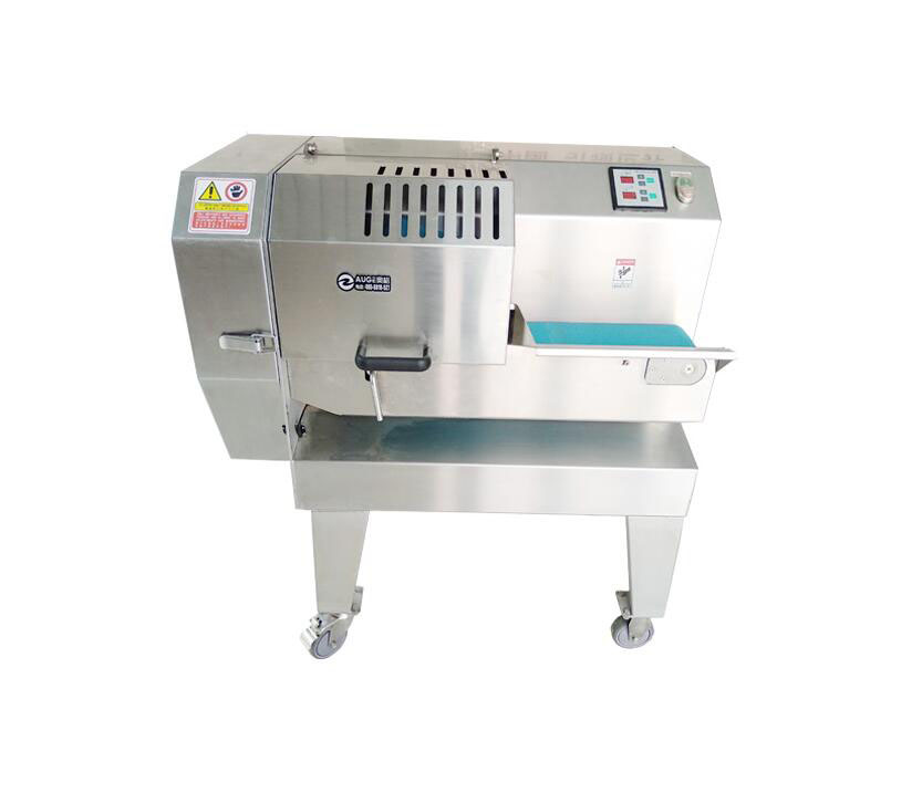 正确使用切菜机，以防手被“咬住”